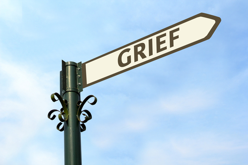 The Grief That Lingers: Understanding and Healing from Ambiguous Losses and Intangible Losses